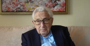 ChatGPT potrebbe mettere a repentaglio la democrazia: parola di Henry Kissinger