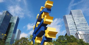 Eurozona: disoccupazione scende, fiducia consumatori stabile