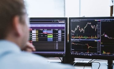 Nike, Netflix e Ferrari. 3 titoli che potrebbero offrire un upside tra il 20% e il 39%