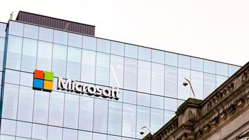 Microsoft lancia il suo primo modello AI per la cybersecurity. Sfida ad Anthropic, Google e OpenAI