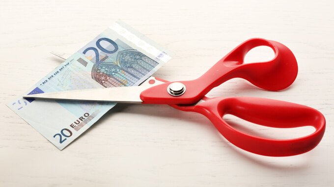 Assegno unico, 175 euro in meno (al mese) per ogni figlio a chi dimentica l'Isee
