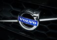 Azioni Volvo Cars crollano del 27% dopo la trimestrale. Conviene ancora comprare?