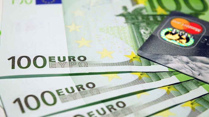 Come investire solo 100 euro e ottenere un buon rendimento