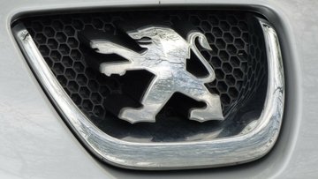 Peugeot inizia a eliminare i diesel dalla sua gamma