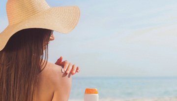 Non comprare queste creme solari. L'allarme dell'associazione dei consumatori