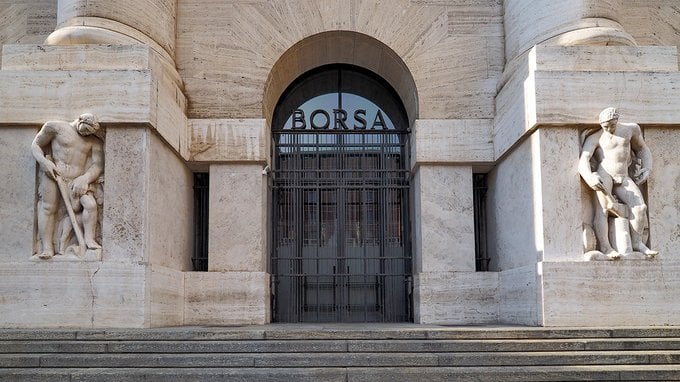 Piazza Affari chiude a -1,00%: Amplifon crolla, pesanti STMicroelectronics e Prysmian