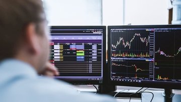 Migliori broker per comprare e vendere azioni nel 2023