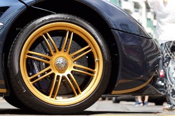 Pirelli: tensioni con partner cinese, governo italiano valuta uso del Golden Power