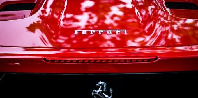 Ferrari: raggiunte importanti resistenze grafiche