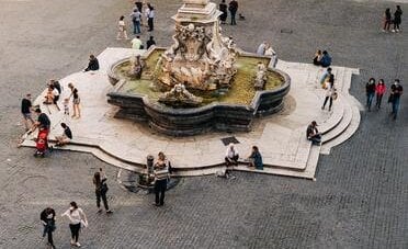 Italia, record negativo europeo. Così corruzione e inefficienza pubblica frenano investimenti e crescita