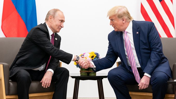 Colloquio Trump-Putin, cosa si diranno: come verrà spartita l'Ucraina