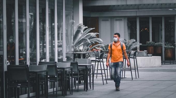 Vietato l'asporto dai bar dopo le 18: i codici Ateco interessati