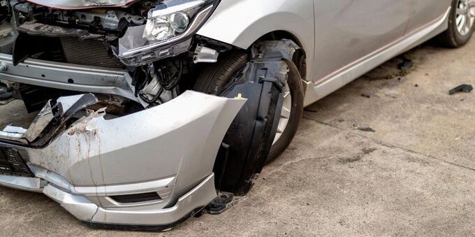 Risarcimento danni per incidente stradale: importi, chi deve pagare e a chi rivolgersi