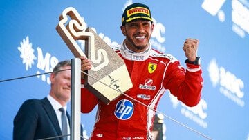 Quanto guadagna Lewis Hamilton? Lo stipendio in Ferrari e il patrimonio da urlo