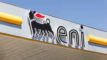 Azioni Eni, conviene comprare o vendere in vista della trimestrale?