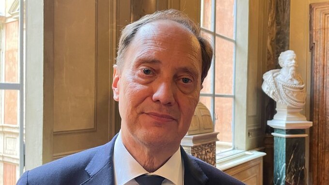 “La maggioranza di centrodestra non è a rischio, tempi per nascita governo Meloni saranno molto brevi”: l'intervista a Ciriani (Fdi)