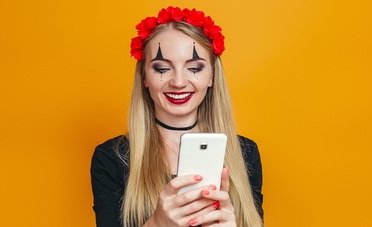 Video di Halloween paurosi e divertenti da condividere e inviare