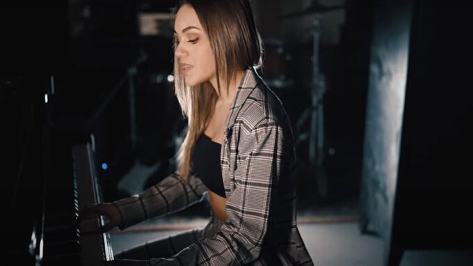 Shari, Sanremo 2023: chi è, cosa canta e brani più famosi