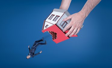 Un milionario compra una penisola e sfratta gli abitanti. Succede a pochi km dall'Italia	