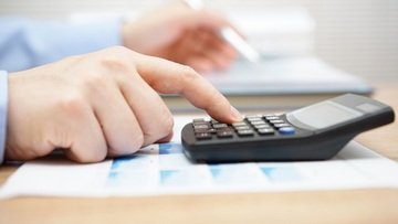 Tasse partita IVA, così il Fisco tartassa gli autonomi: il calcolo dei commercialisti