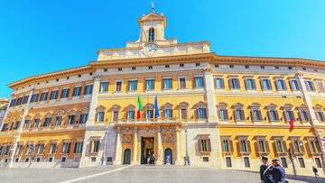 Compensazioni fiscali, si possono usare i crediti per pagare i contributi?