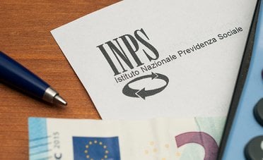 Pensioni, fino a 40 euro in meno da agosto per chi non ha comunicato i redditi del 2021. L'annuncio dell'Inps
