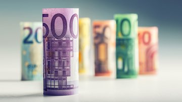Quanto rendono €10.000 vincolati in banca per 2 anni, al netto delle tasse e spese?