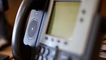 Ecco perché oggi hai ancora bisogno di un telefono fisso