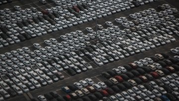 Questo nuovo dispositivo “cancella” la targa dell'auto per evitare multe