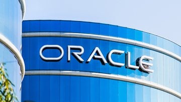 Per la prima volta in quattro anni i dipendenti Oracle sono meno di 150.000. Tagliati 21.000 posti (13%)