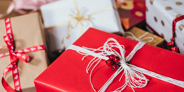 Spunti Per Regali Di Natale.Regali Di Natale Per Lui Migliori Idee Regalo 2019