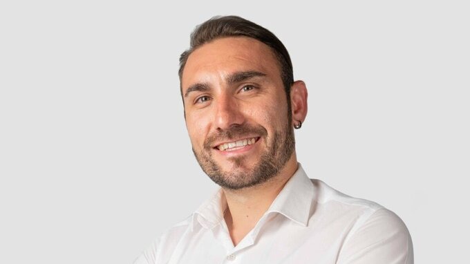 Da zero a imprenditore di successo: Luis Marishta e il suo modello di business vincente