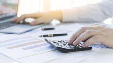 Detrazioni fiscali lavoro autonomo 2025: come fare il calcolo per le partite Iva