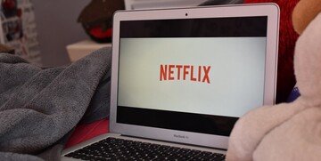 Trimestrale Netflix: titolo oscilla vistosamente nel post-mercato