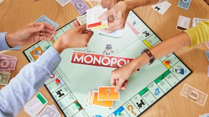 Monopoly in aiuto delle PMI, fino a 500€ in buoni shopping e 5.000€ in regalo: come partecipare