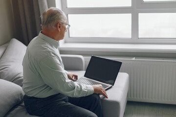 Cos'è il digital divide e le come ridurre la discriminazione tecnologica