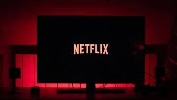 Netflix: attenzione all'app falsa che offre due mesi gratis via WhatsApp