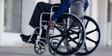 Si può sfrattare l'inquilino disabile?