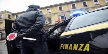 Blitz della Guardia di Finanza a Torino: sei arresti per associazione a delinquere