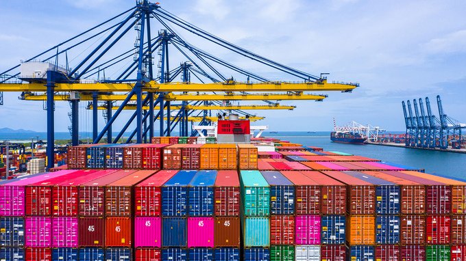 Perché lo sciopero dei porti Usa minaccia l'economia mondiale?
