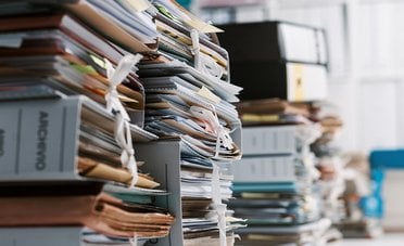 La burocrazia costa alle imprese italiane più delle tasse. I numeri nascosti 
