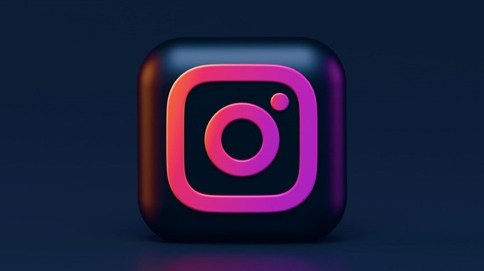 Come funziona Instants, la nuova app di Instagram arrivata in Italia (e che somiglia a Snapchat)