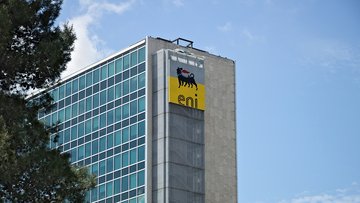 Meno gas in Italia da Gazprom. E l'Eni spinge sul Gnl in Egitto