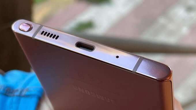 Questo smartphone è il top di gamma del 2026 con la miglior batteria di tutti