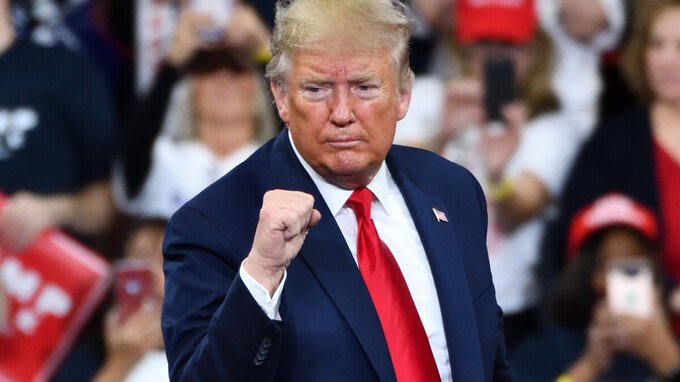 Dazi, tassi e miliardi promessi. Perché il 2026 sarà l'anno più difficile per Trump?