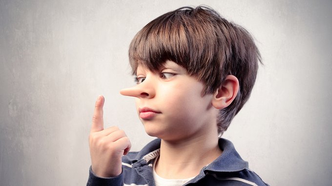 Cosa rischio se fornisco nome e dati falsi?