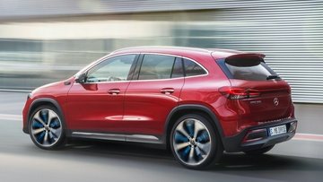Mercedes EQA: prime immagini del SUV elettrico