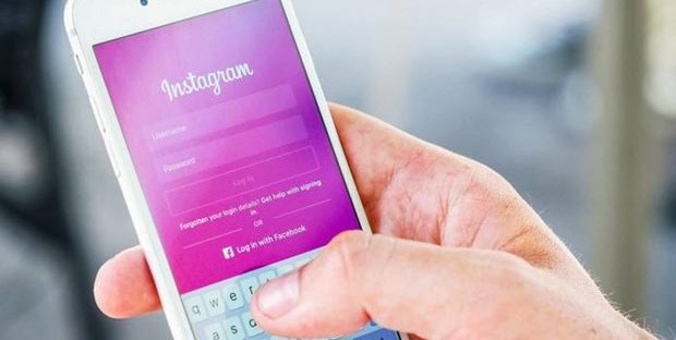 Instagram spia gli utenti attraverso la fotocamera. L'accusa contro Facebook