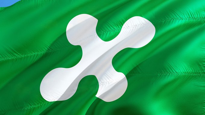 Lo strano caso della Lombardia: zona bianca per l'Italia, rosso scuro per l'Europa