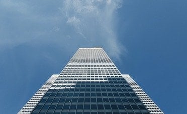 Il dominio delle grandi imprese. L'1% controlla ormai l'80% delle vendite globali